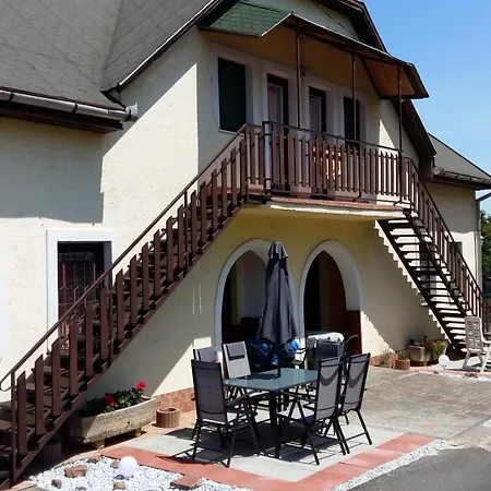 Haus Willi Balatongyorok
